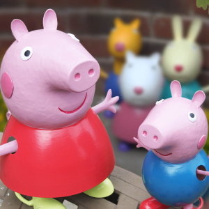 Peppa Pig Friends Metal Garden Sculptures